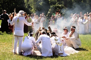 Danse rituelle en plein air